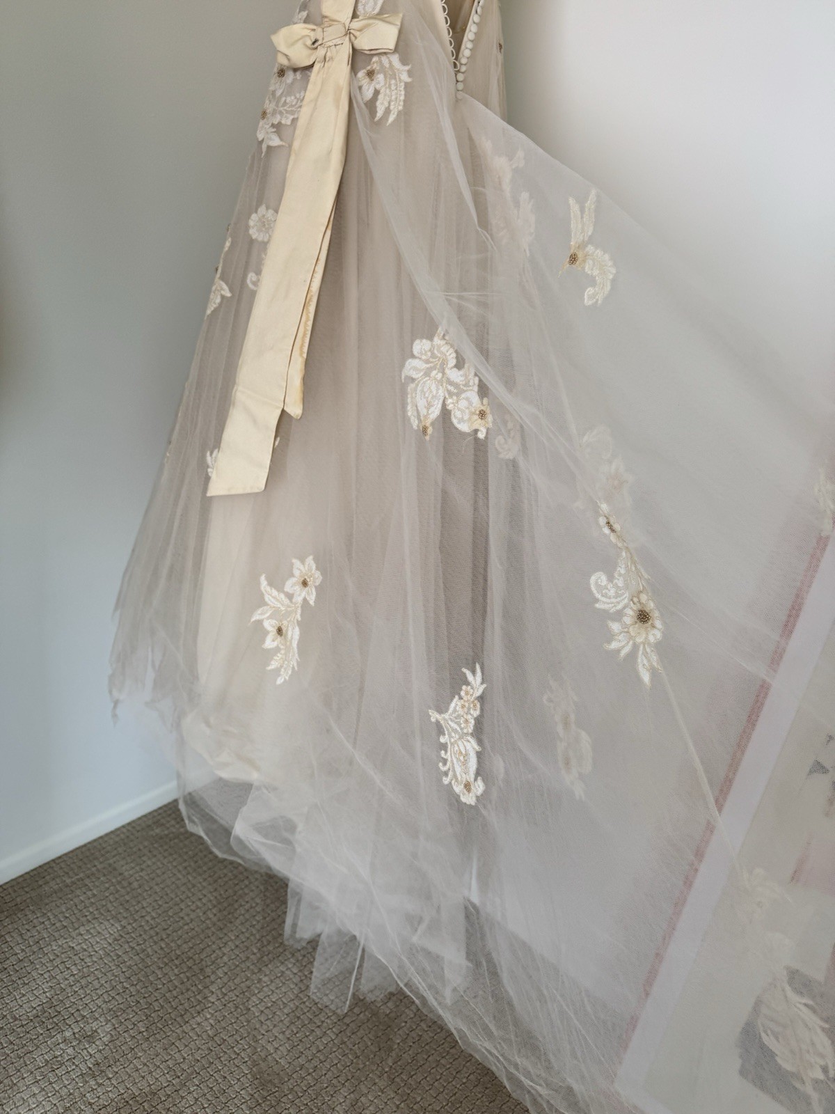 Bianchi 1950s Ivory Full-Length Wedding Dress pearl embellished