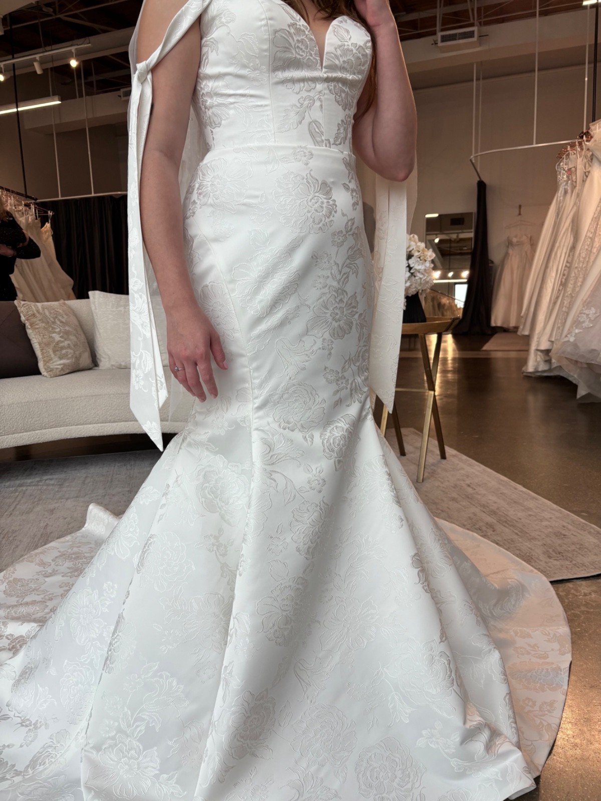 Brand New, Trumpet, Wedding Gown, Lis Simon, size 12, white, Jacquard material