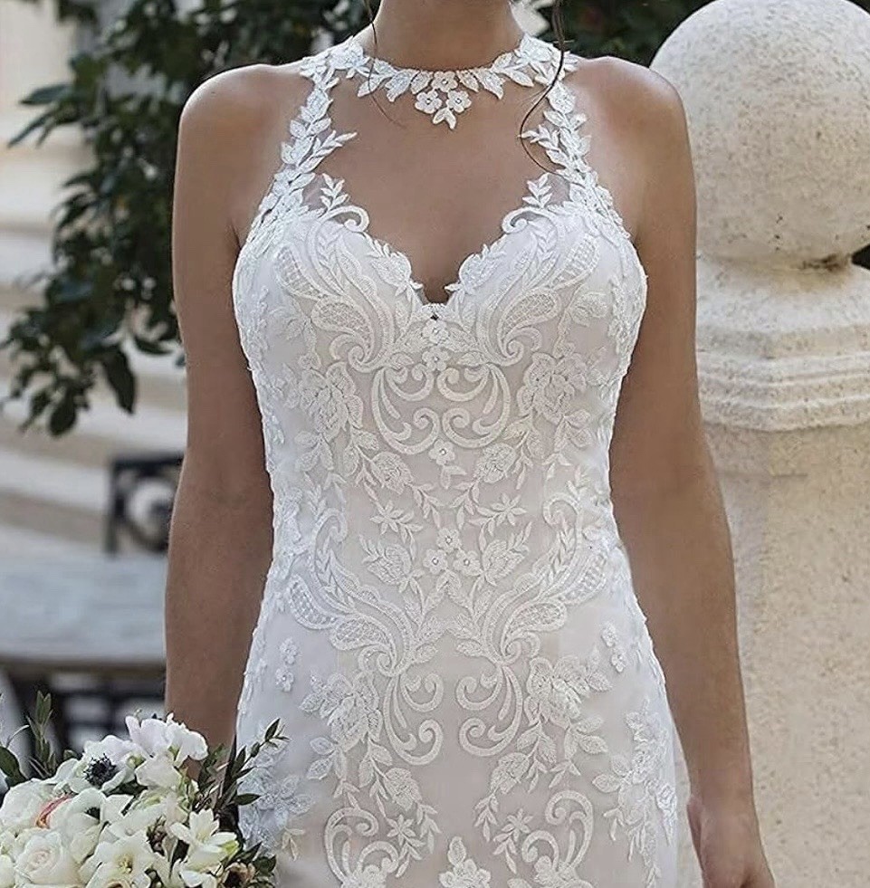 Bridal Wedding Gown Ivory Lace Halter Mermaid Dress Size 12 Button Detail Train
