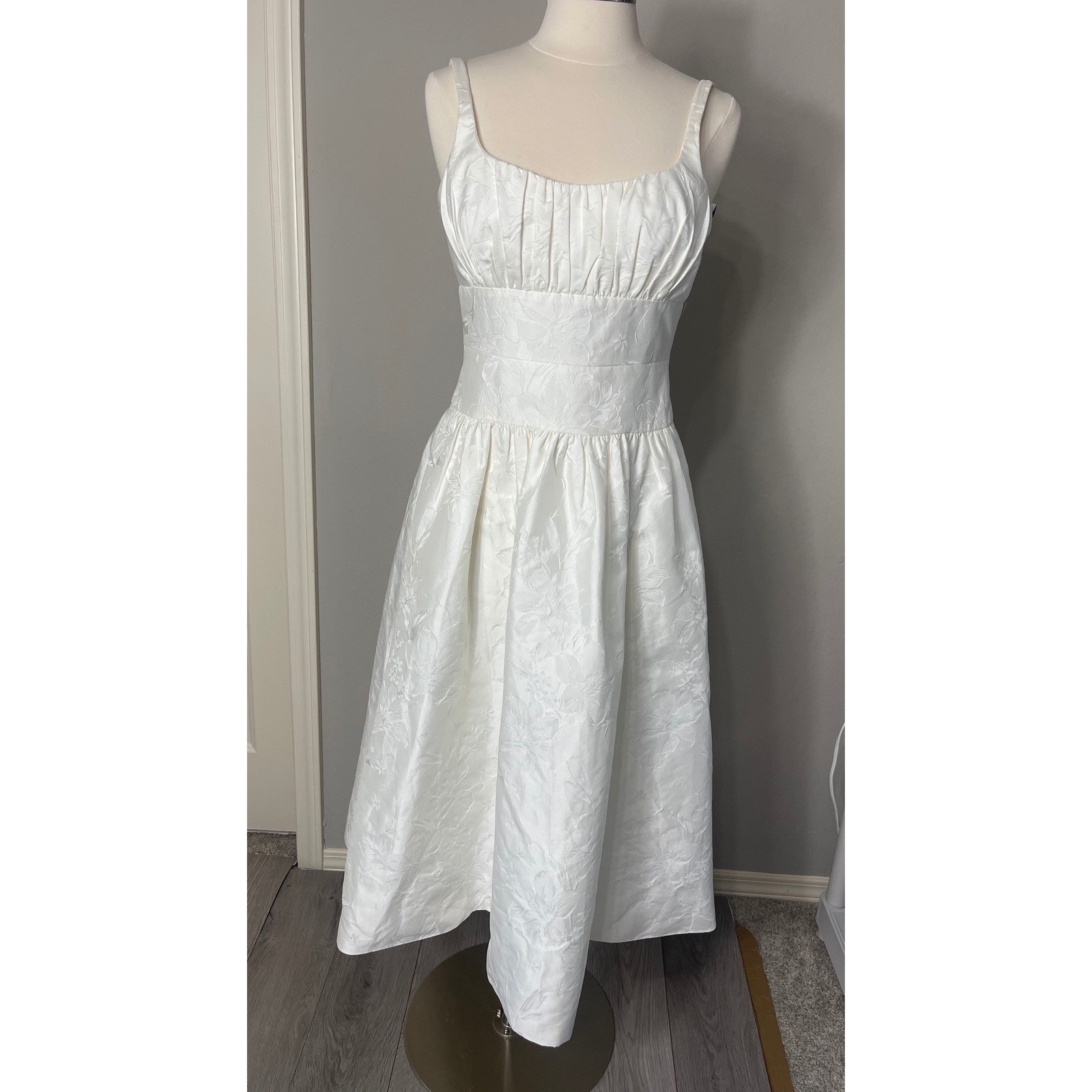 ml Monique Lhuillier Women’s Jacquard Midi Dress