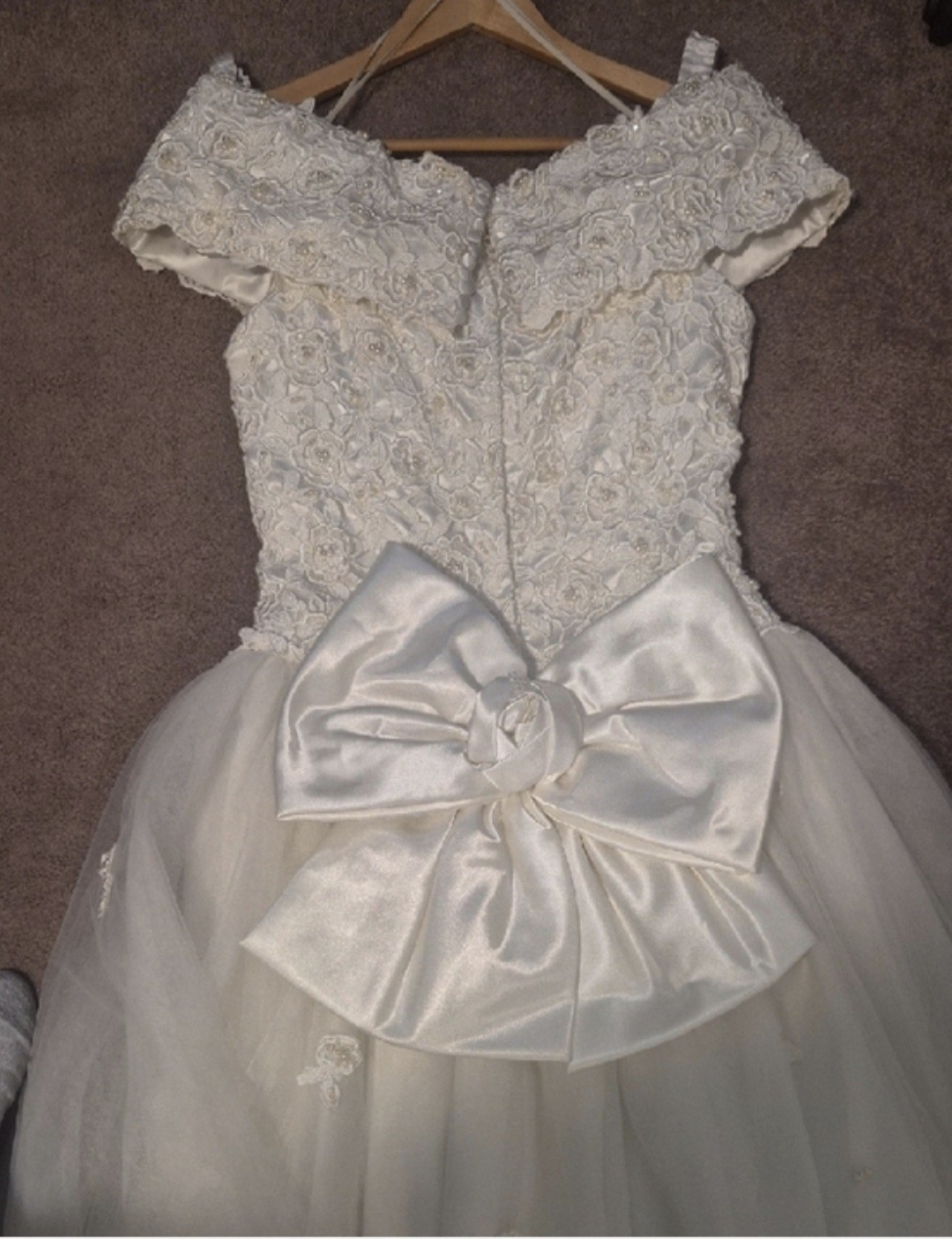 Ivory, Off-shoulder Vintage Wedding Dress