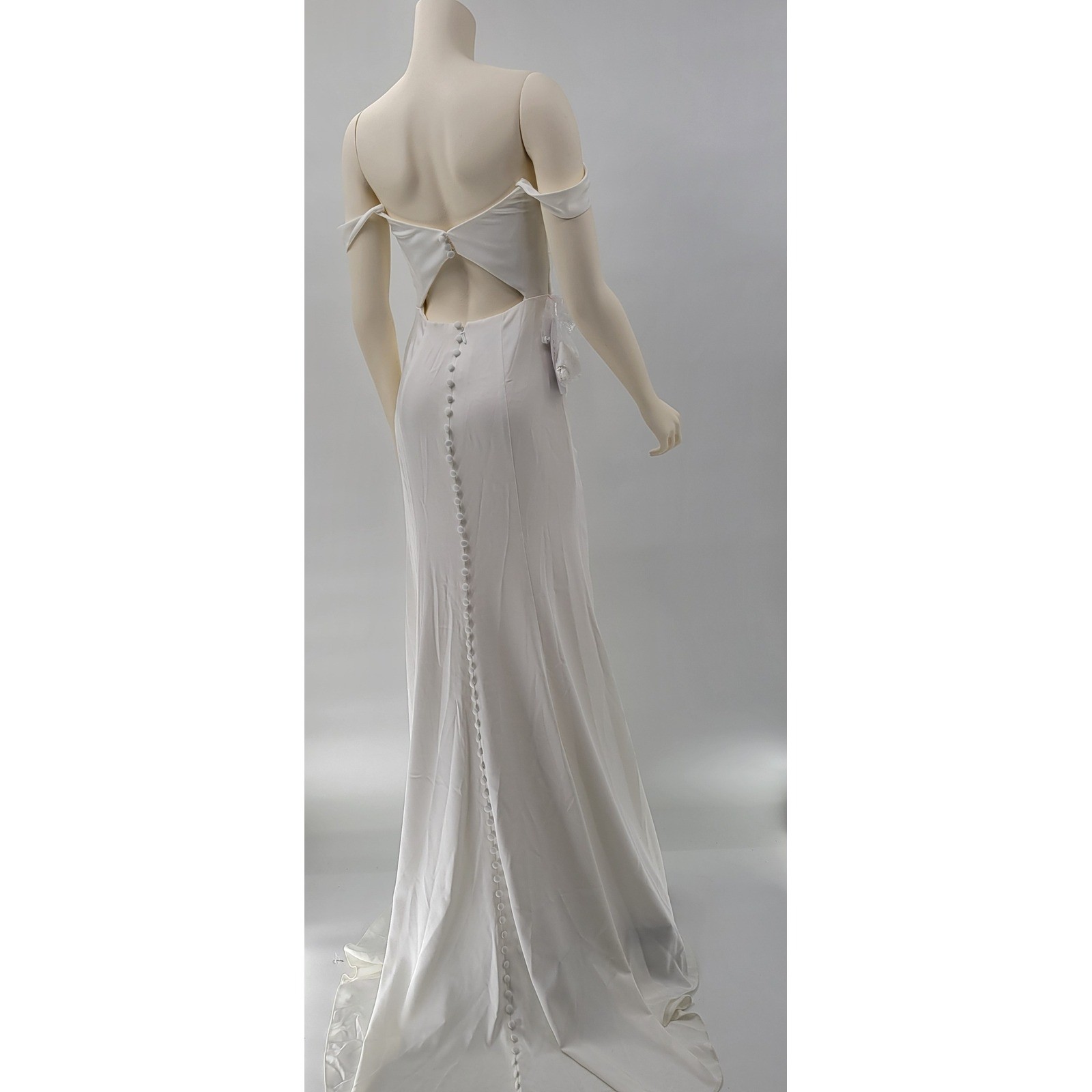 AZAZIE Moonlight Wedding Dress 04 Diamond White Off Shoulder Ruched Button Back