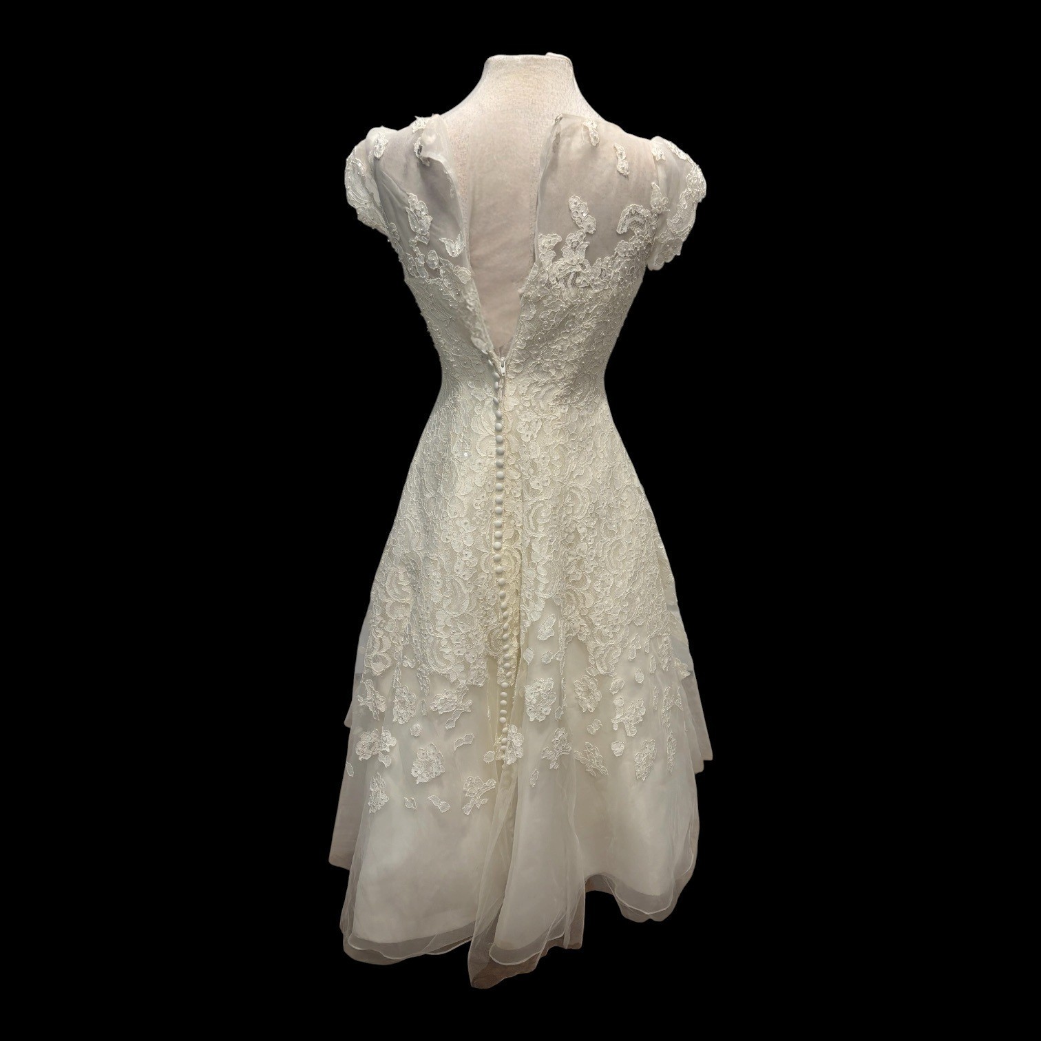 Romantic Bridal Oleg Cassini CMK513 Ivory Lace Beaded Wedding Dress Size 4 Tea L
