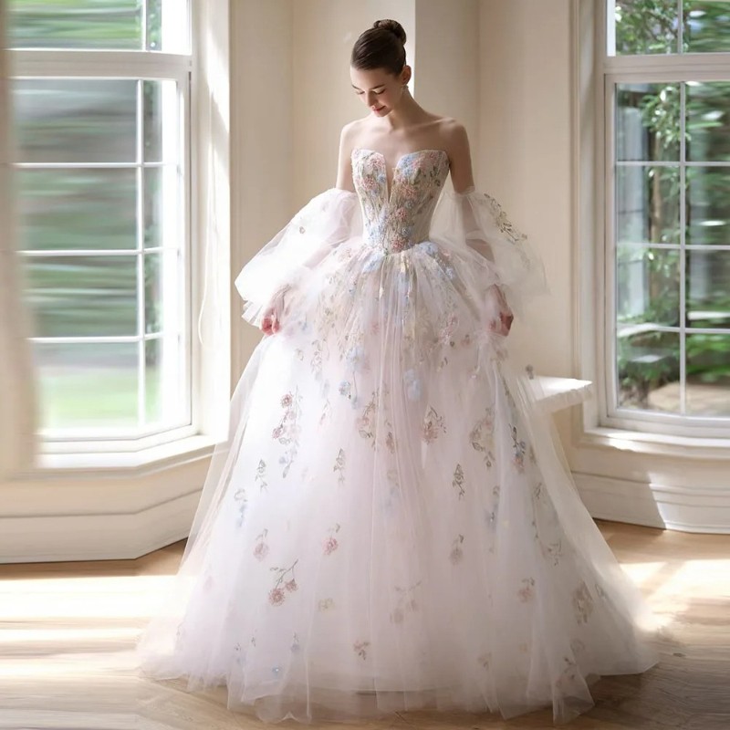 Customize Elegant Tulle Floral Embroidery Wedding Dress V-Neck Detachable Sleeve