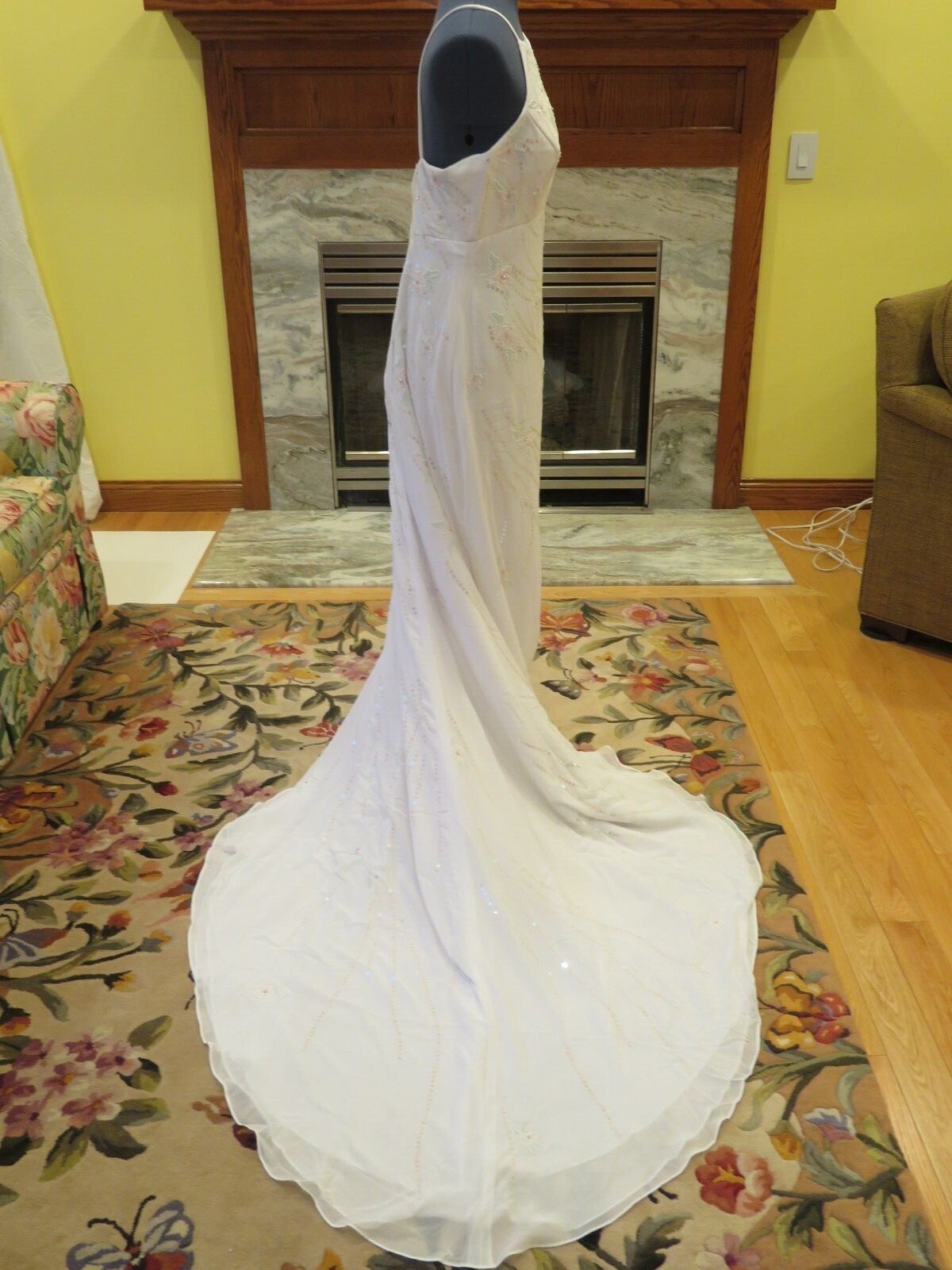 NEW Venus Vintage Wedding Dress Gown Train FLOWERS BEACH SPARKLE ROMANTIC WOW