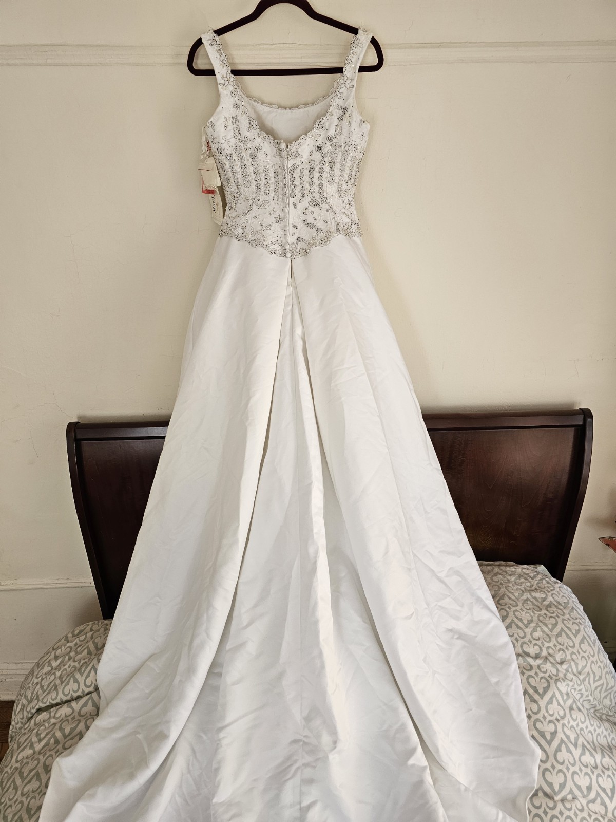 MORI LEE White Sequin Beaded Wedding Gown Dress sz 4 – 6 NEW Silver Embroidery