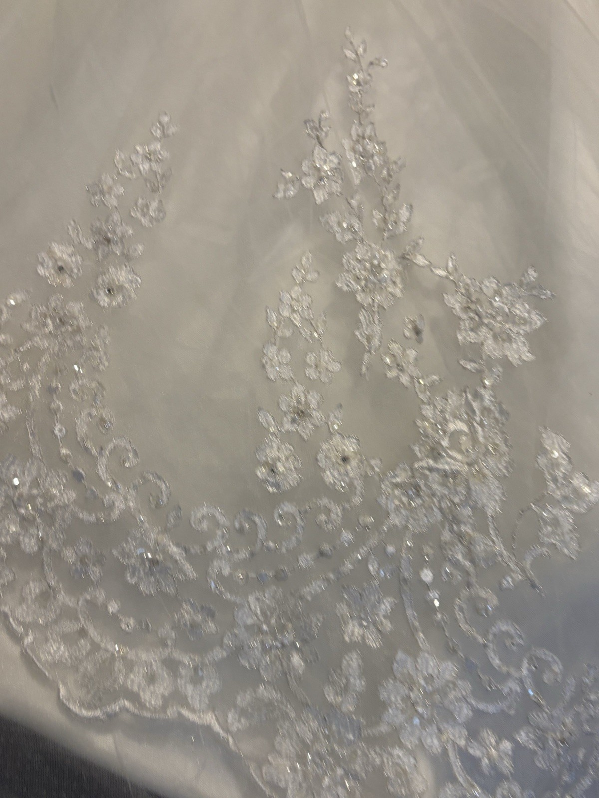 Professionally Cleaned Size 18 Wedding Dress With Built In Bustle. Stored In Box