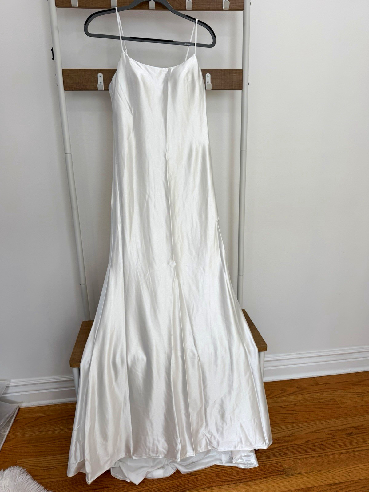 Chiclody White Spaghetti Strap Sleeveless A-Line Full-Length Dress Size 10