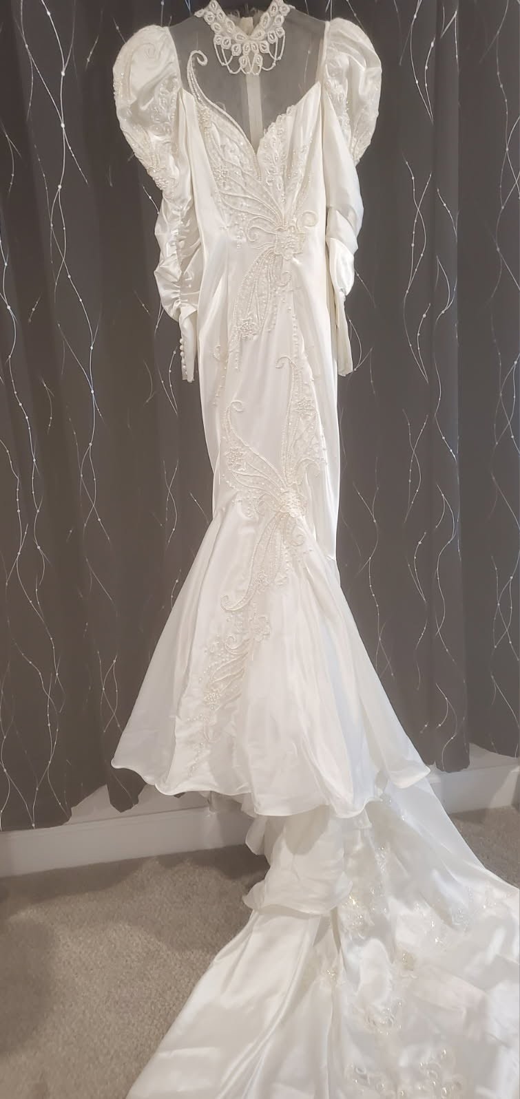 Vintage 80-90s White Satin Mermaid Trumphet Choker Neck Sequin Wedding Dress