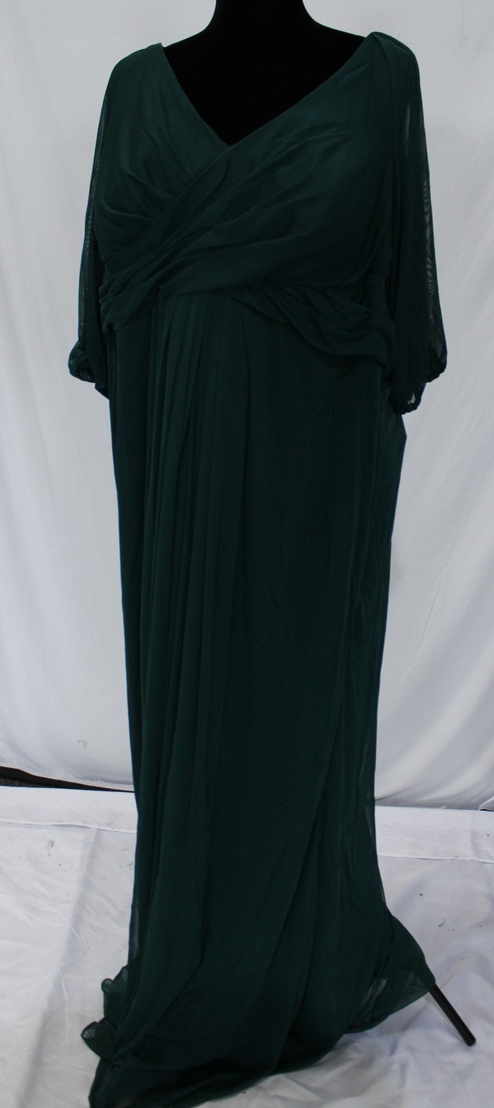 Azazie Women’s Noelia V-Neck A-Line Pleated Mesh Dress AP2 Pine Size: A24 NWT