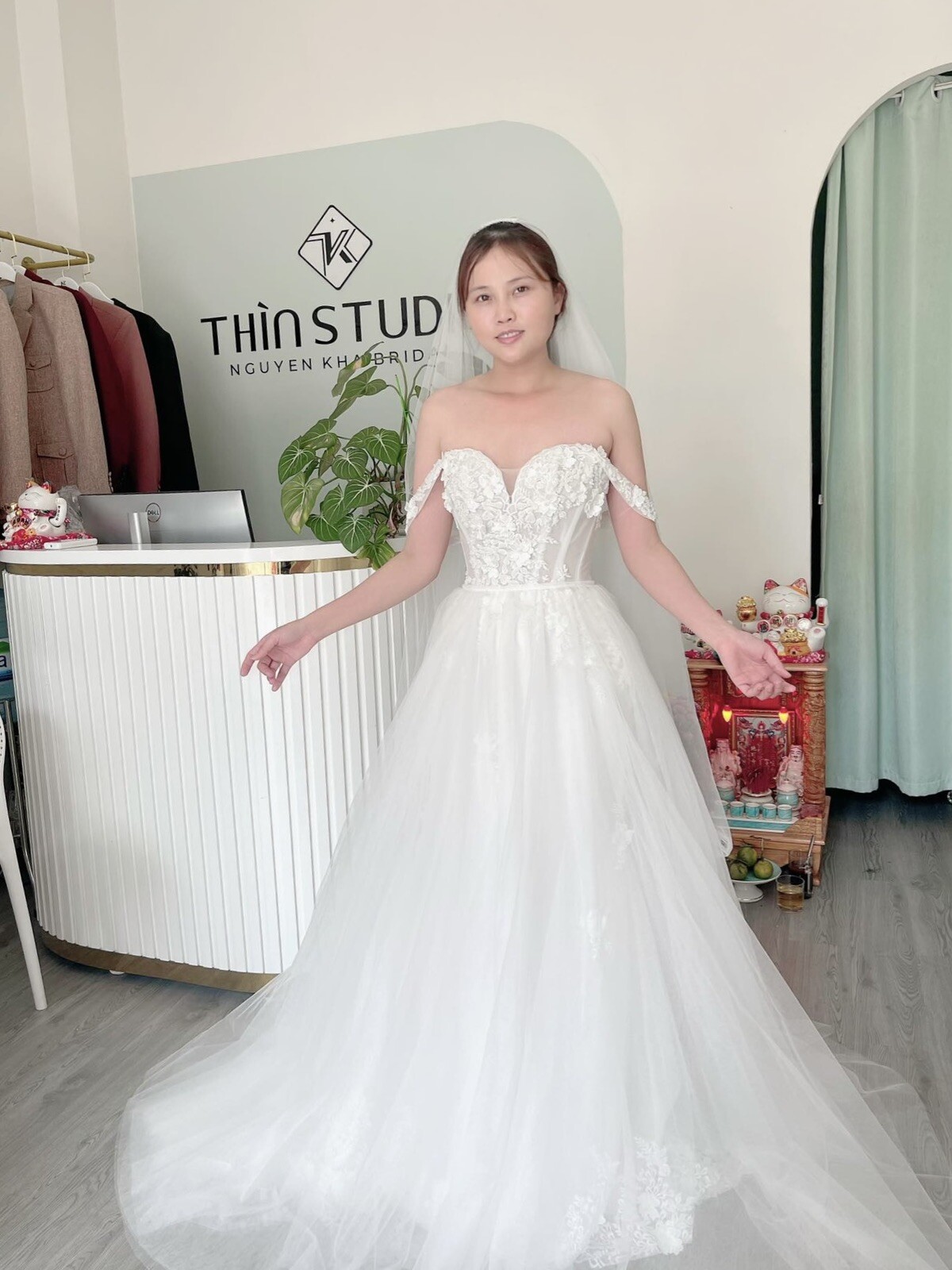 Custom Fit & Flare, Wedding Dress Skirt Overlay, Hand Beaded, NEVER WORN Petite