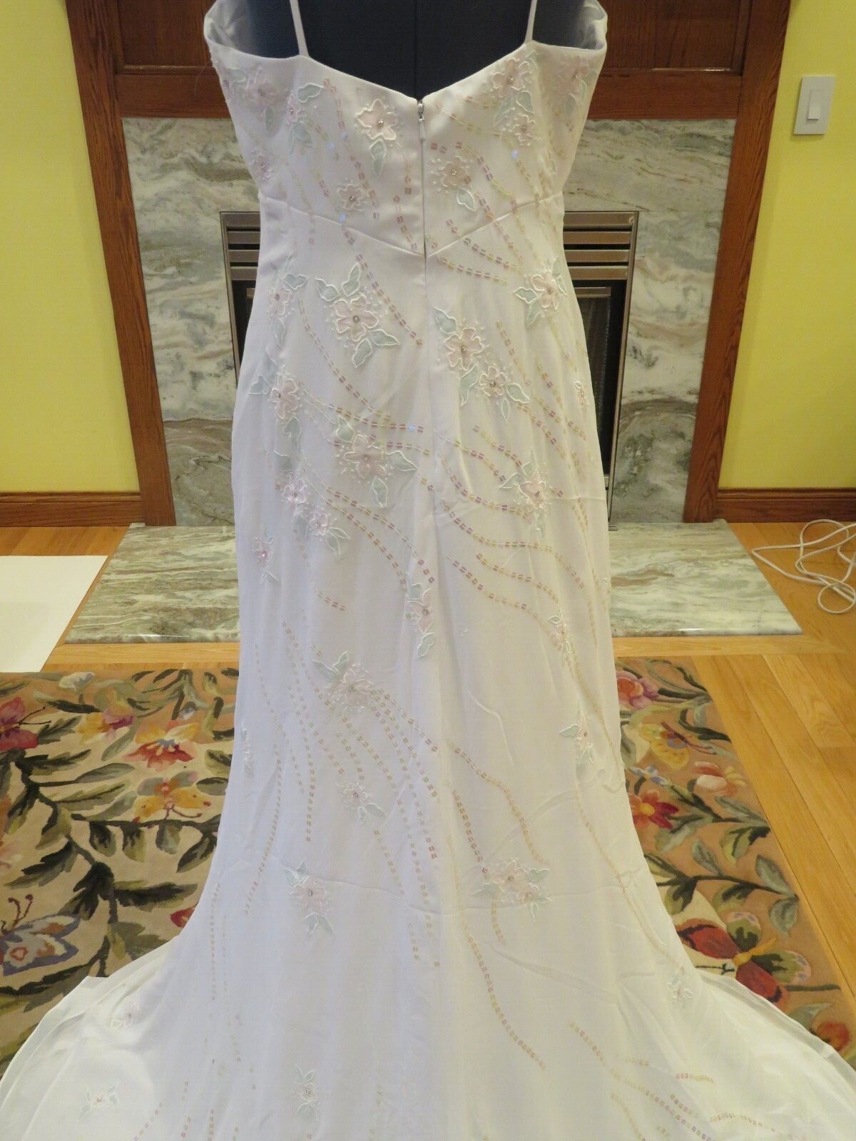 NEW Venus Vintage Wedding Dress Gown Train FLOWERS BEACH SPARKLE ROMANTIC WOW