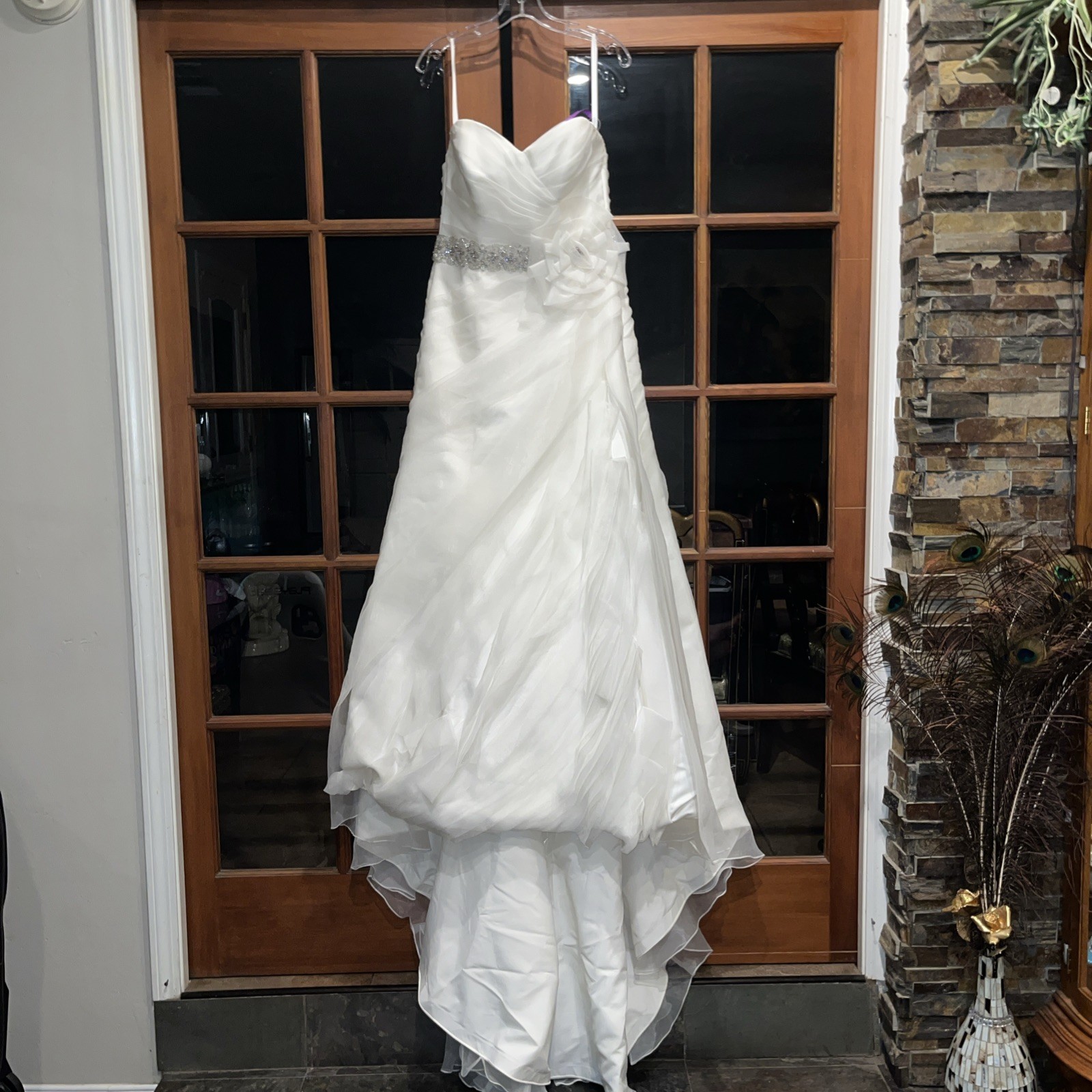 Elegant Wedding Dress By Venus Rhinestone Strapless Size 14 New With Tags!