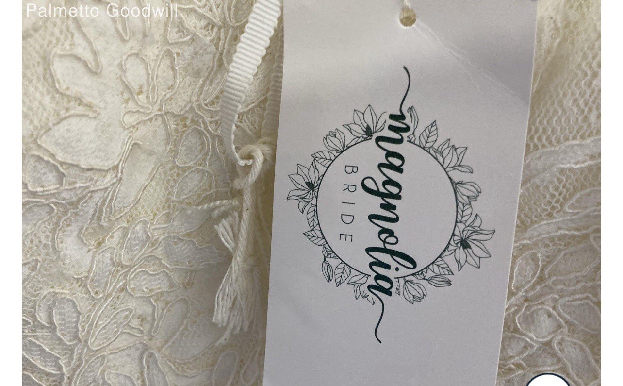 NWT Magnolia Elegant White Lace Wedding Dress Paid $2575.00 But NEW LOW PRICE