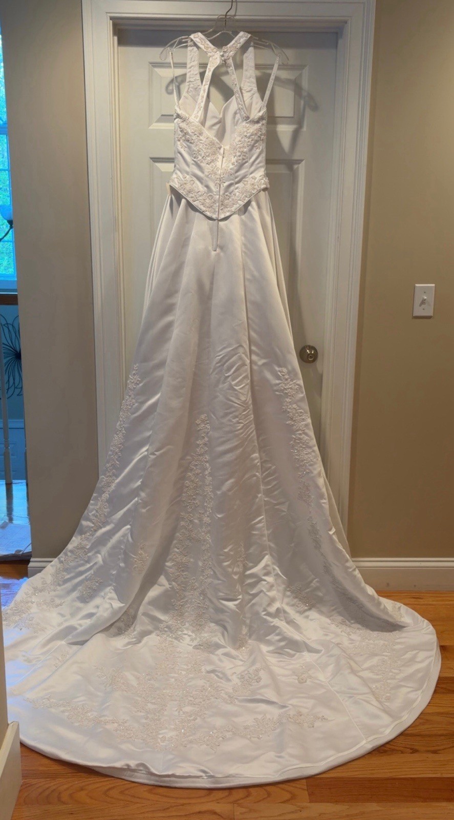 Mary’s Elegant White Bridal Gown with gorgeous train. Size6