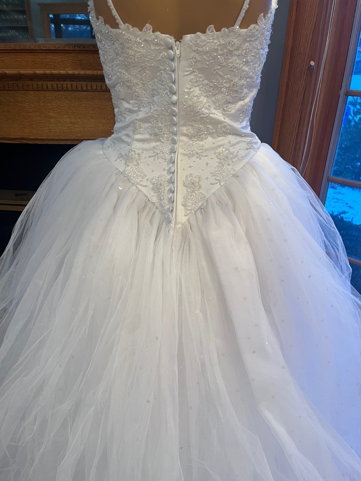 Venus 8181 White Beaded Lace Tulle Wedding Ball Gown Bridal Dress Size 6