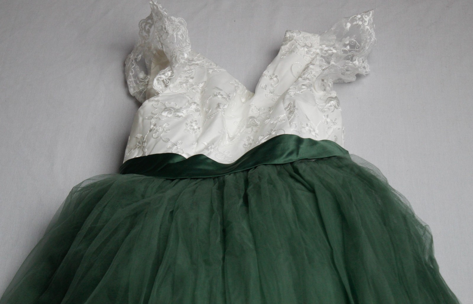 Azazie Girls Pookie A-Line Lace Tulle Princess Dress AP2 Eucalyptus Size: 12