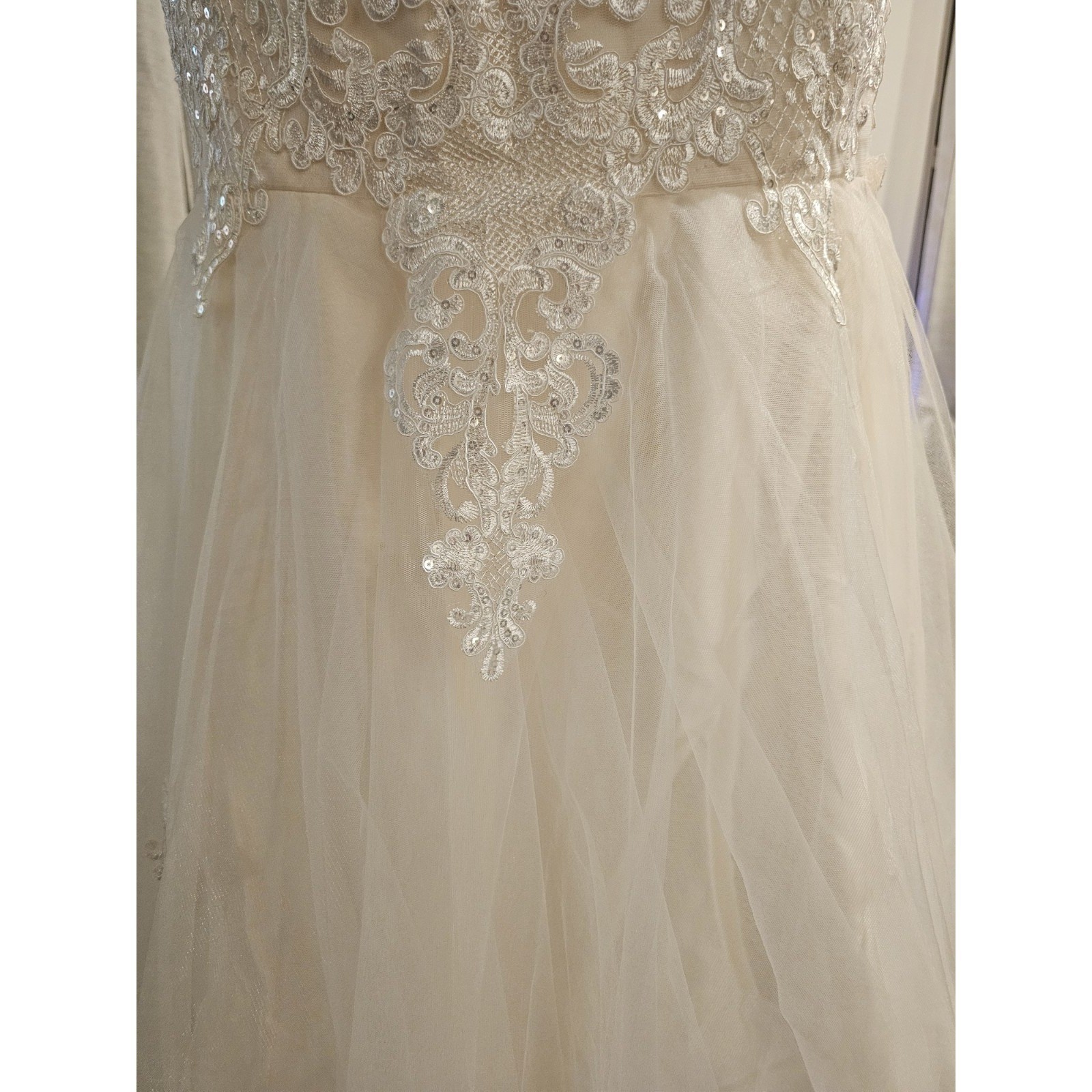 Wedding Dress Size 2 Unbranded Sequined Ivory Off White Adjustable Lace Up NWT