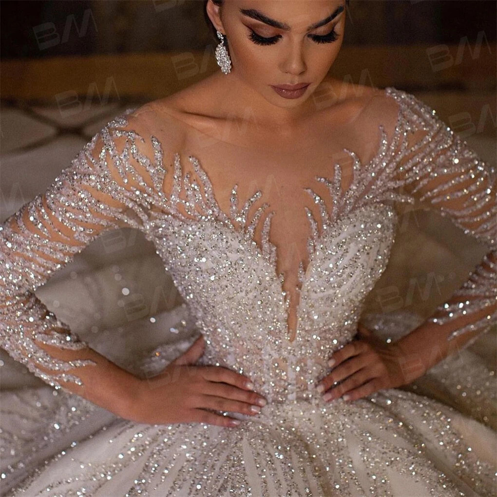Luxury Wedding Dresses Sweetheart Neck Long Sleeves Backless Beaded Brial Gowns