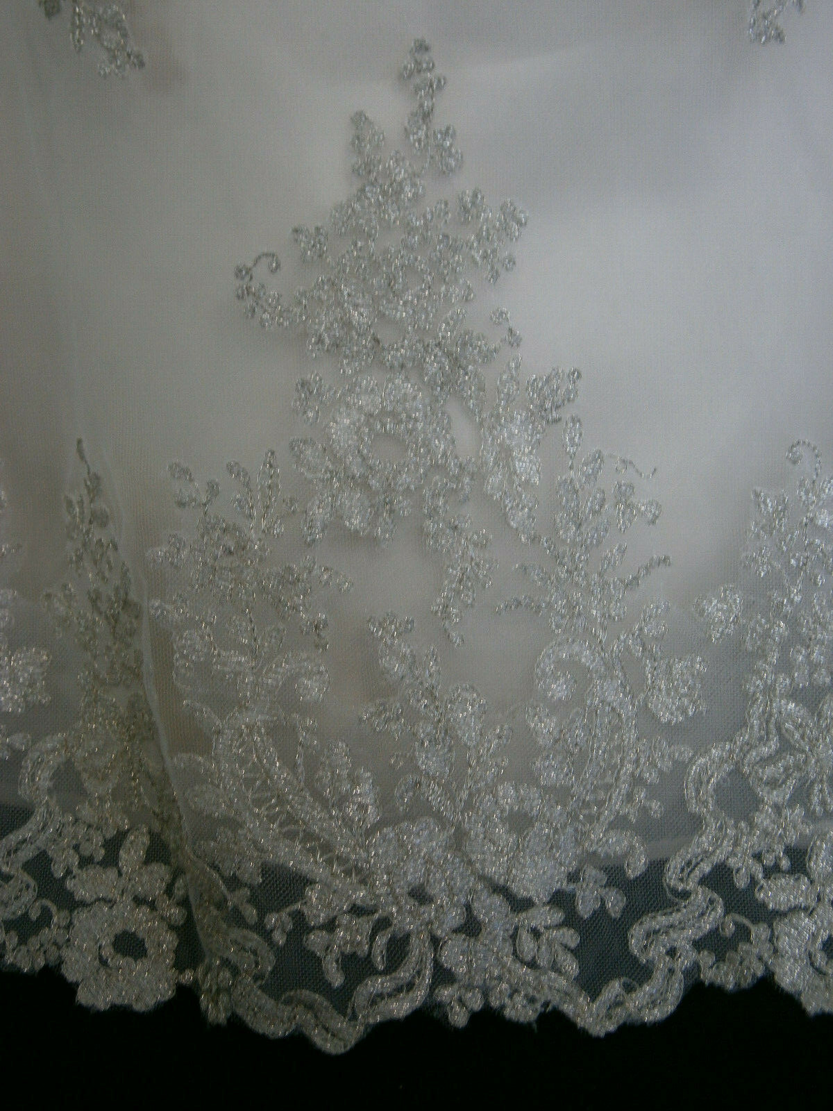 Casablanca Bridal Wedding Dress 8-10 Champagne Strapless Lace Silver Embroidery