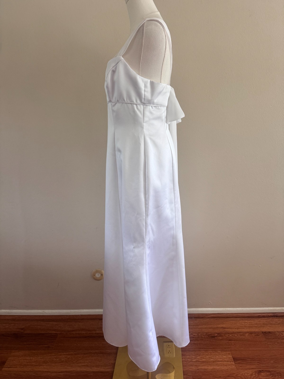 Vintage 90s/00s Alfred Angelo White Minimalist Dress/Gown w/Back Bow Detail