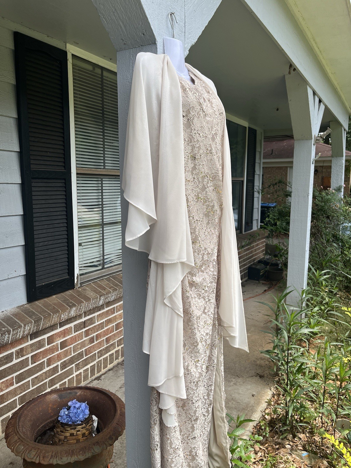 Jessica Howard Wedding Dress Size 12 With Shaw