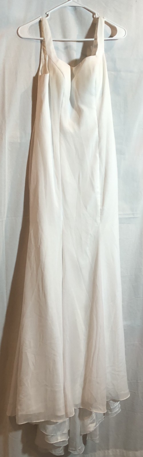 NWT JJ’s House Sz 6 WHITE Wedding Formal Sleeveless Dress 34.50″ Bust LIGHT SPOT
