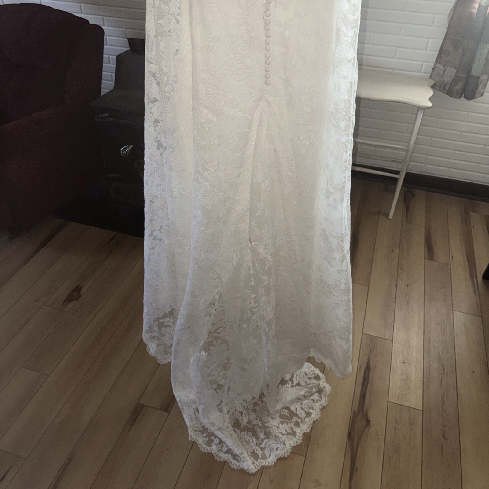 Ivory Lace Beaded Long Sleeve A-Line Full-Length Wedding Dress Scoop Neck