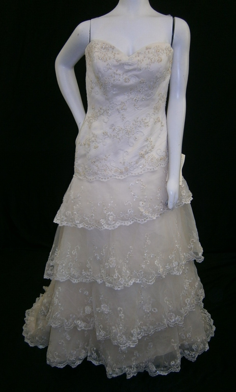 Casablanca Wedding Dress 12 Champagne Gold Asymmetrical Tiers Lace Romantic