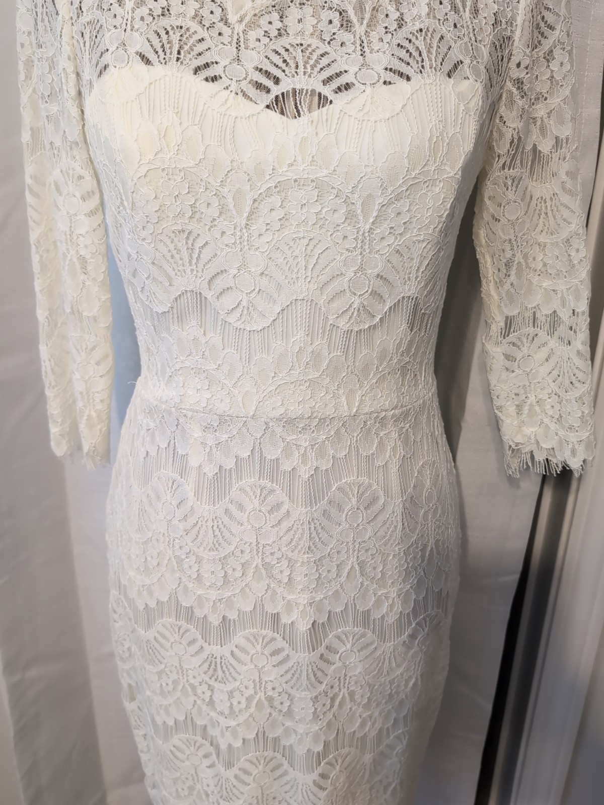 DB Studio David’s Bridal Short Lace Overlay Ivory Wedding Dress 3/4 Sleeve Sz 4