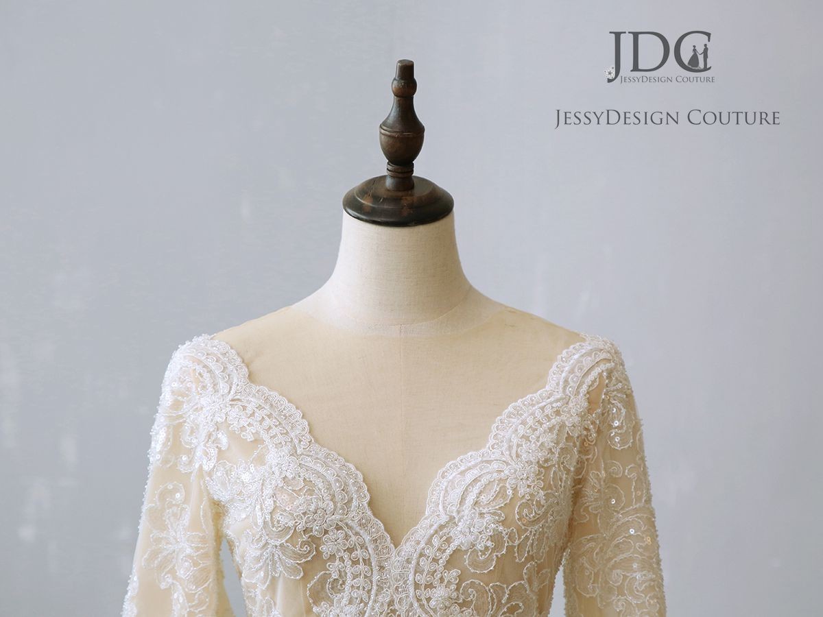 New Ivory Skin Glitter Wedding Dress Bridal Gown Long Sleeve Beaded Buttons A-Line