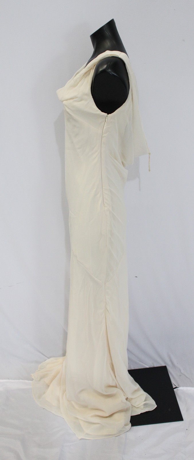 Azazie Women’s Rylina Mermaid Pleated Chiffon Dress AP2 White Alabaster Size: A4
