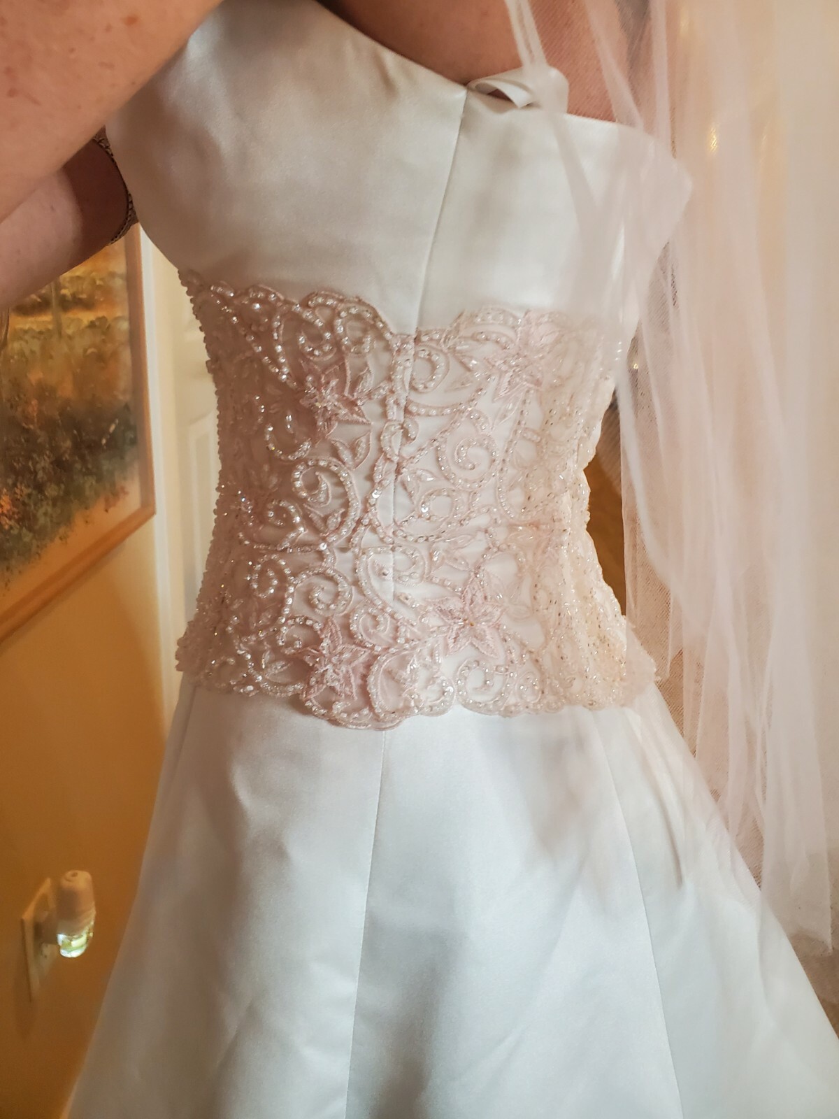 Allure Bridal Gown Sweetheart White Pink Star Bead Strapless Wedding Dress Veil