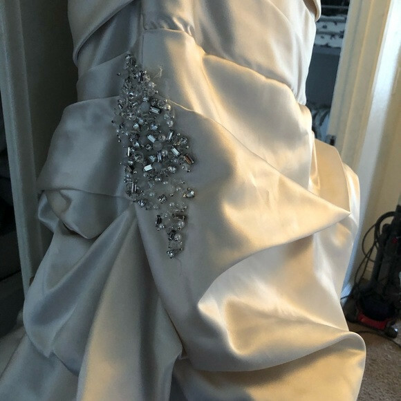 Maggie Sottero 12 Wedding Dress Fiorella Alabaster Satin Bling Ball Gown Draping