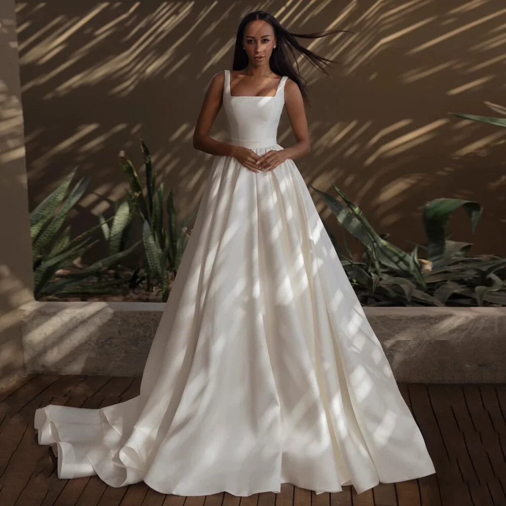 Simple Pleated Wedding Dress Square Neck Sleeveless Backless Satin Bridal Gowns