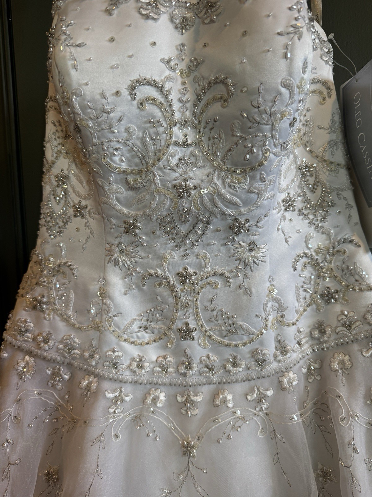 NWT Oleg Cassini White Wedding Dress Size 2 Petite with Gorgeous Beading