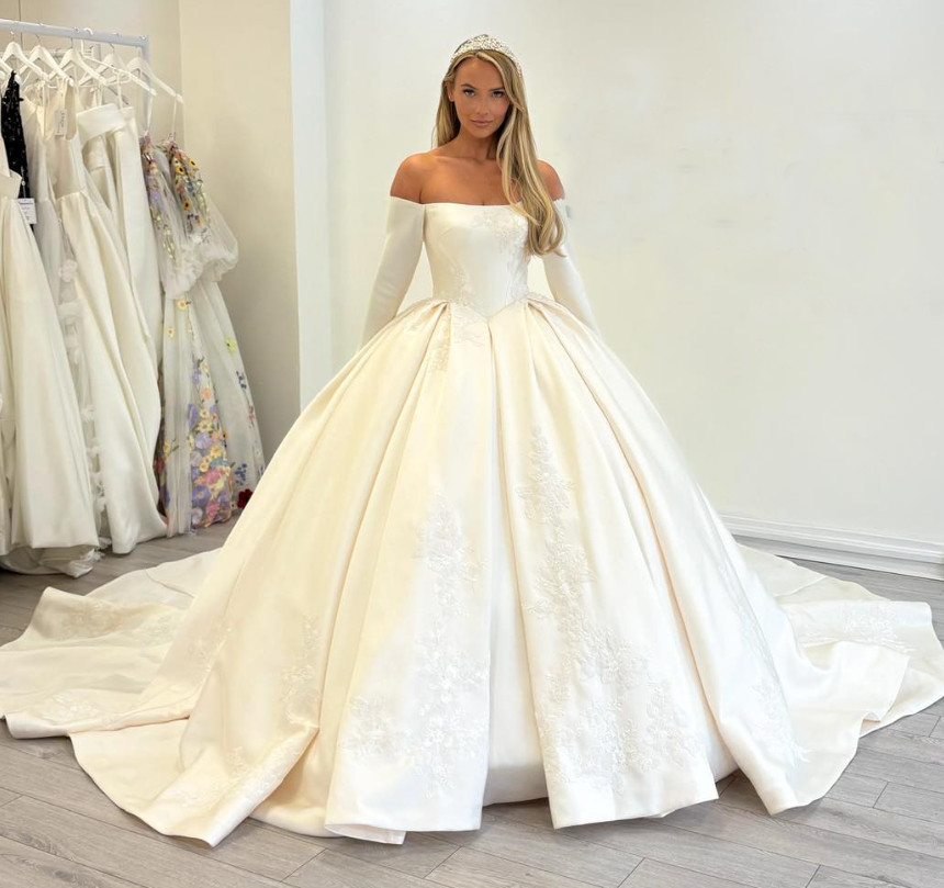 Classic Wedding Dresses Off Shoulder Long Sleeves A Line Satin Bridal Gowns