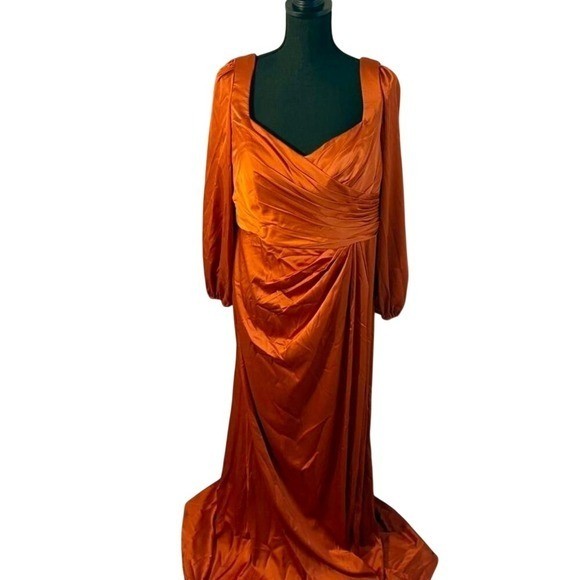 Formal Copper Satin dress with rouching in the front, lace up back, lined,16