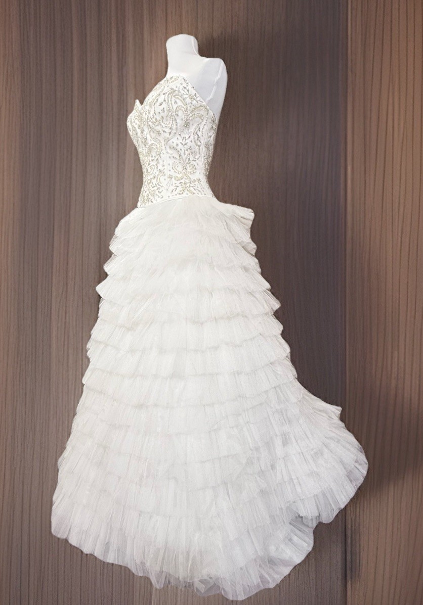 Moonlight Sz 8 White Strapless Beaded Bodice Tiered Layered Tulle Wedding Dress