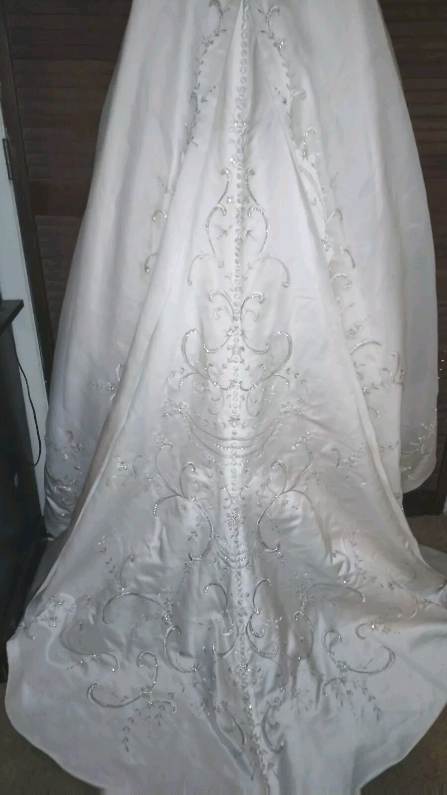 JASMINE HAUTE COUTURE BEADED RHINESTONE WEDDING DRESS BUTTON EXCELLENT PRICE!