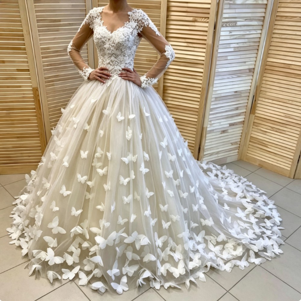 Elegant Wedding Butterfly Appliques Bridal Dress White Long Sleeves Floor Length