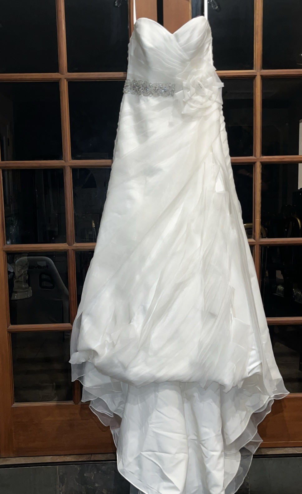 Elegant Wedding Dress By Venus Rhinestone Strapless Size 14 New With Tags!