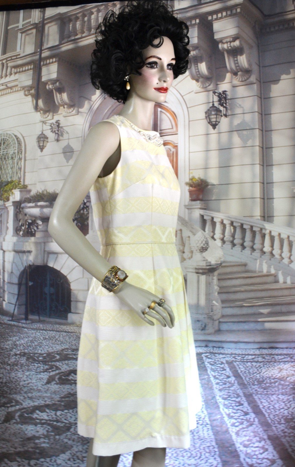 Maggy London Dress Size 8 Yellow White Brocade w/ Pearls Rhinestones New W/ Tags