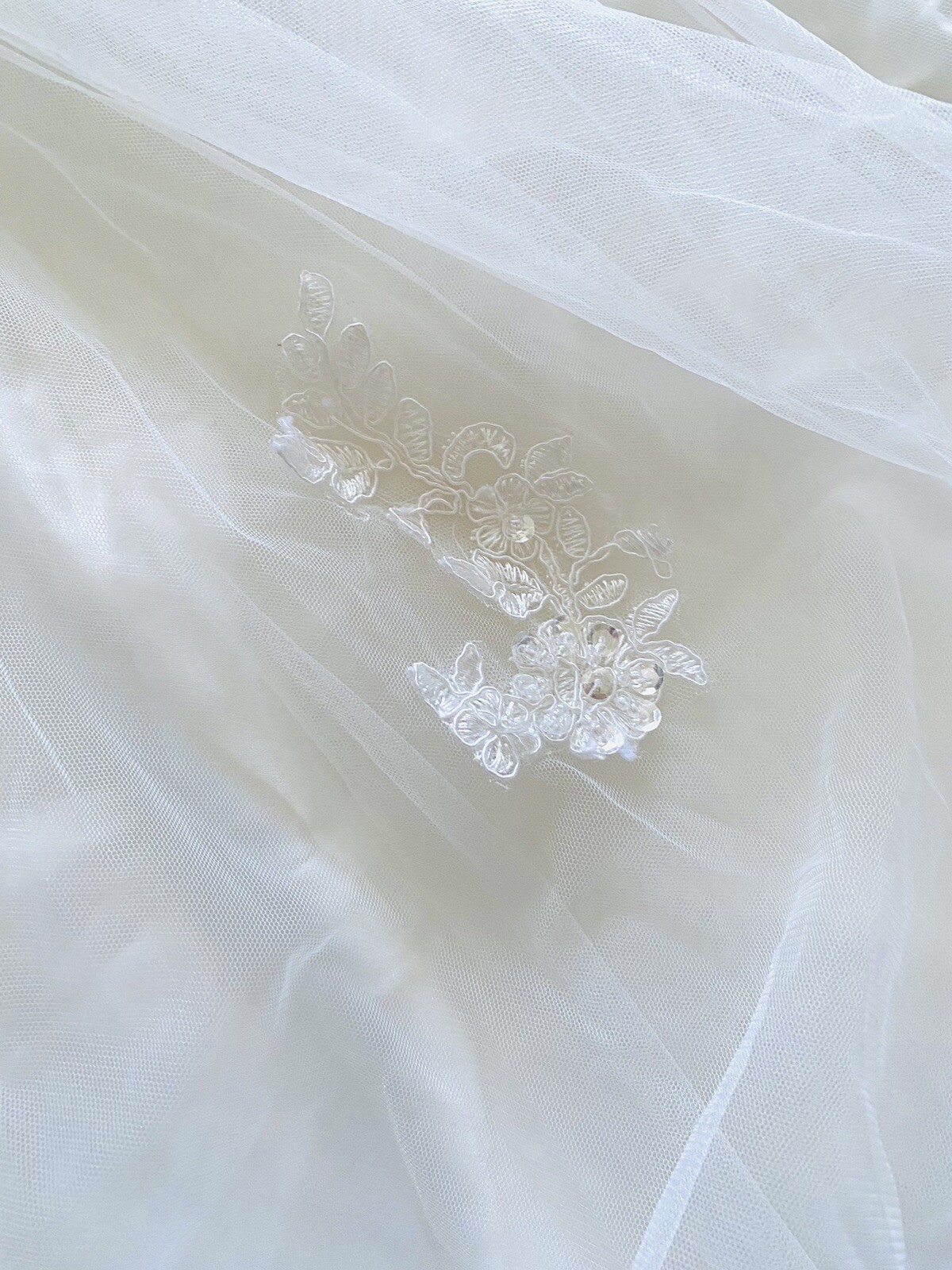 wedding dress mermaid Veil Tail See Thru. Brand New No Tag.