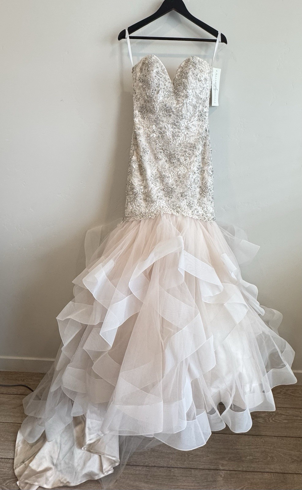 Allure Bridals Wedding Dress Size 10 Blush Ivory Beaded Mermaid NWT Retail $1685