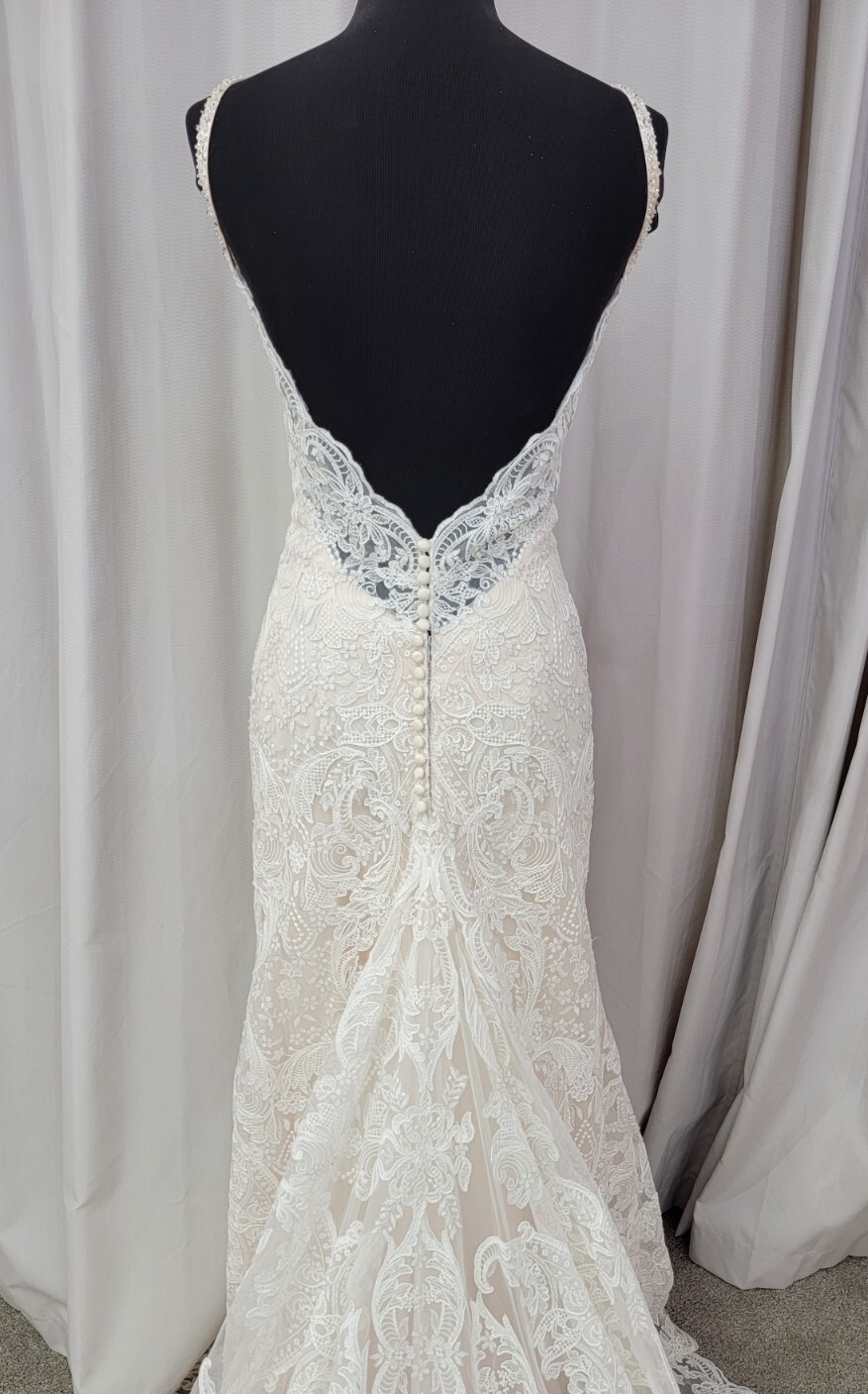 NEW Morilee Bridal 8112 Malia Wedding Dress Sheath Fit Flare Open Low Back Lace