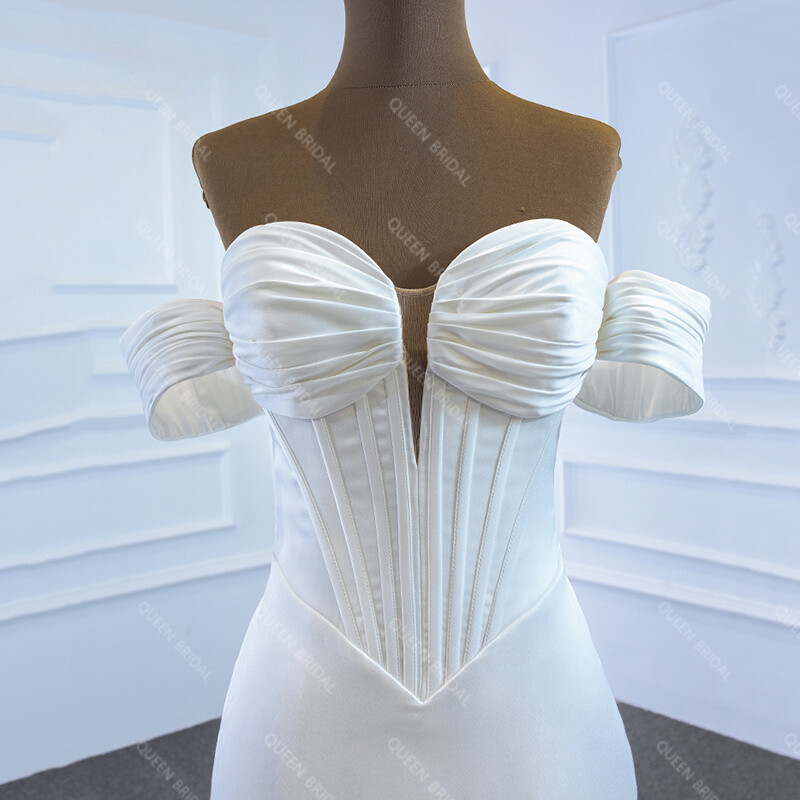 Elegant Mermaid Wedding Dresses Off Shoulder V-Neck Puffy Train Bridal Gowns