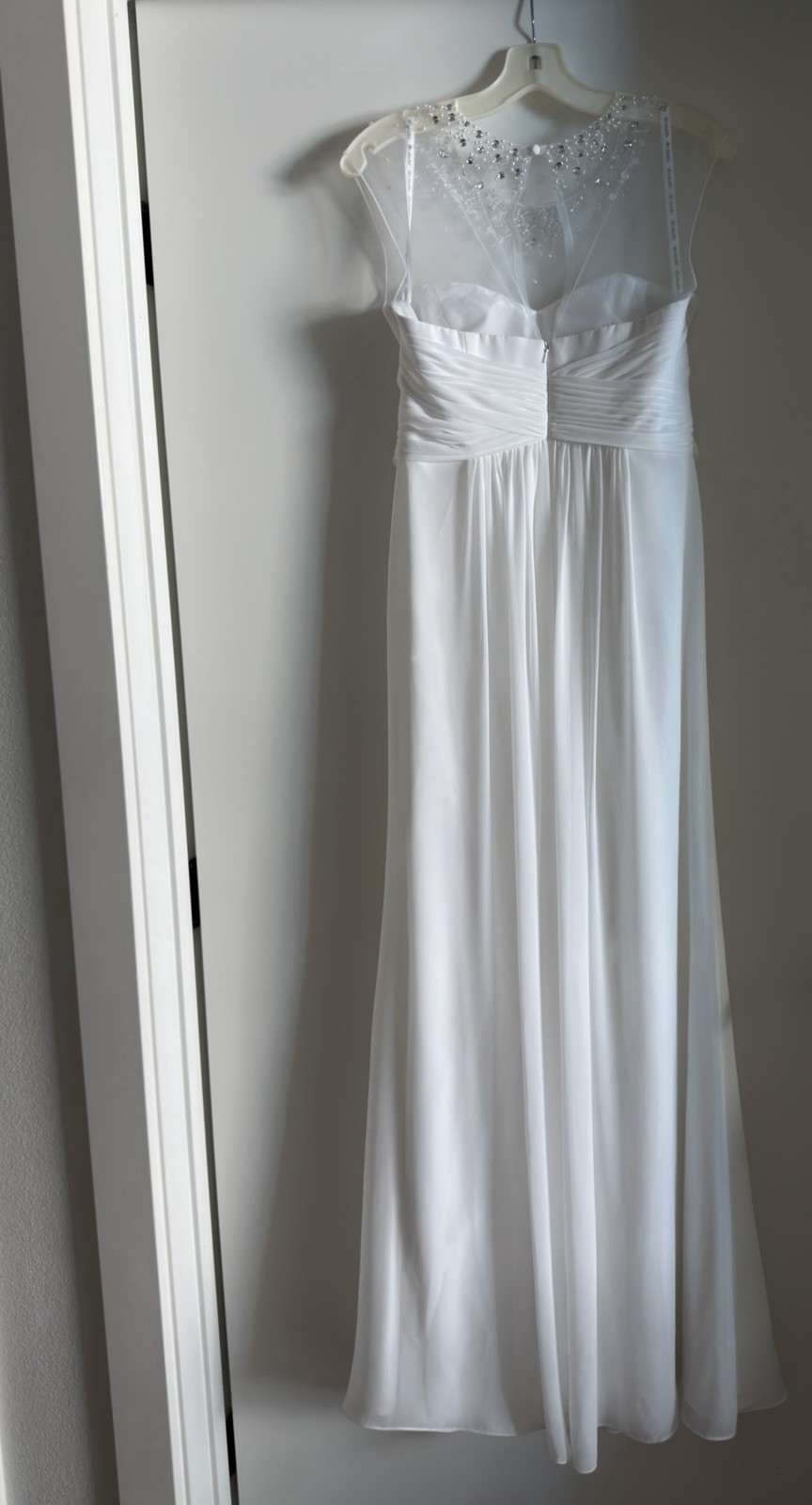 Women’s Wedding Dress Size 8 (My Size M) White