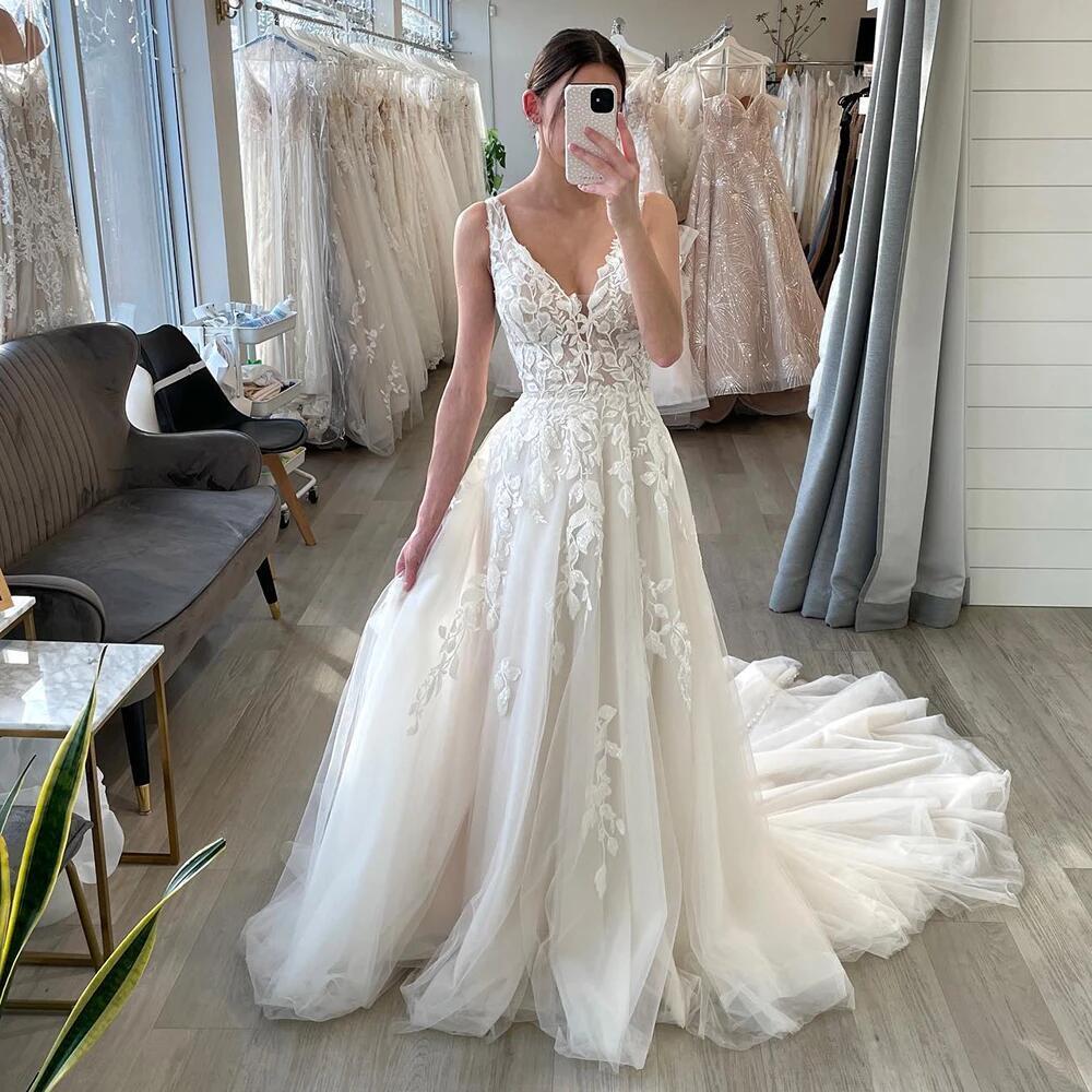 Elegant Wedding Dresses V Neck Sweep Train Lace Applique White Ivory Bridal Gown