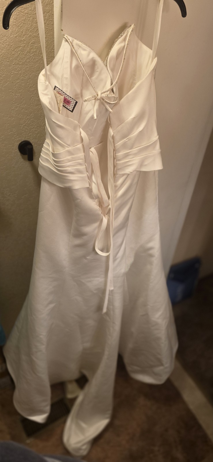 Satin Ivory Wedding Dress Embroidery & Beading Lace Up Back Size 14 B/C Cup